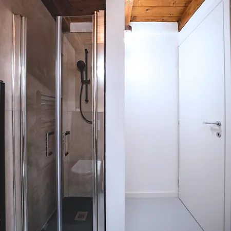 Pod, Sleep And Relax 게스트하우스 3*