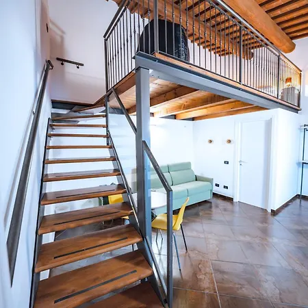 Pod, Sleep And Relax フェラーラ